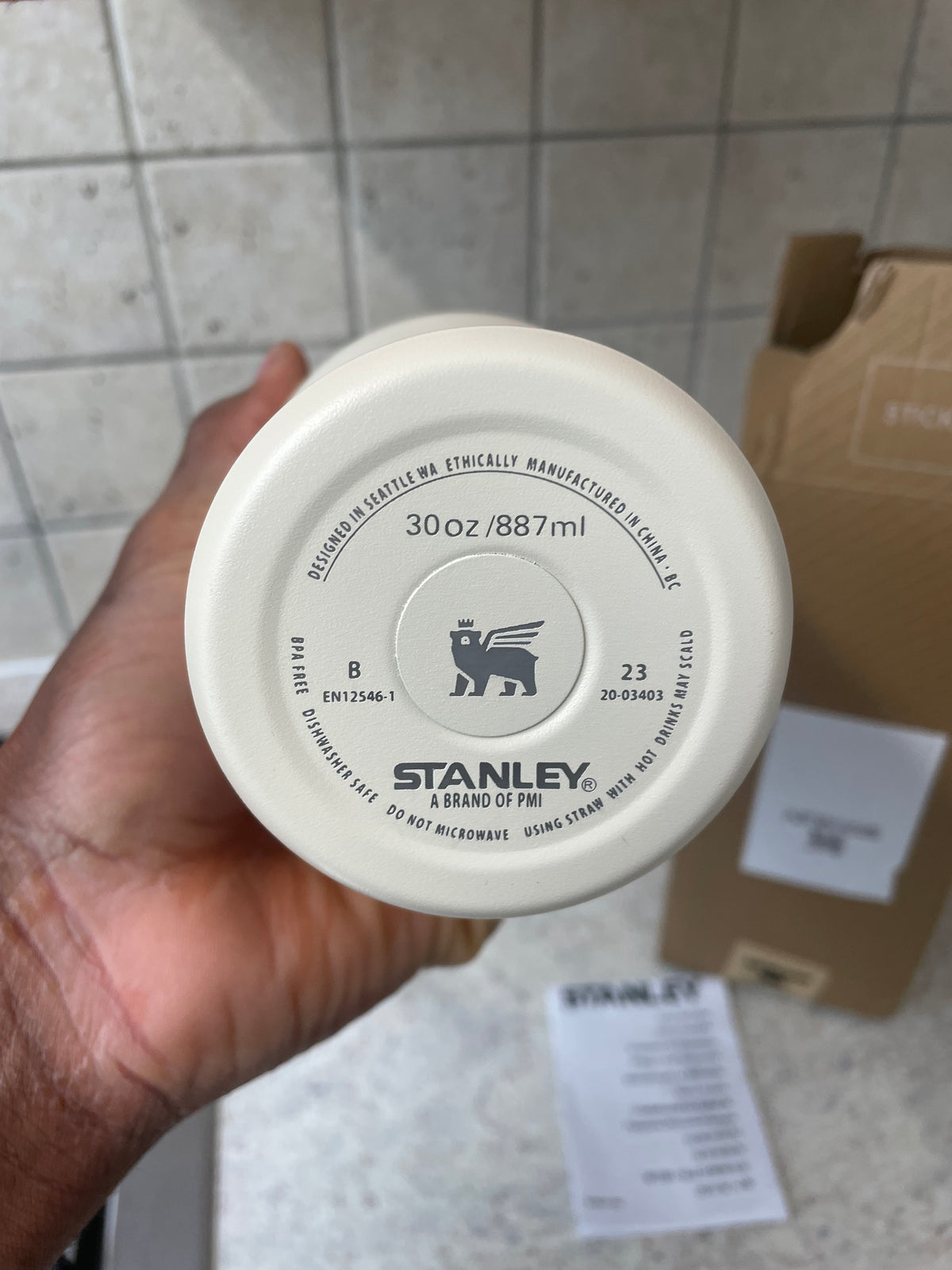 30 oz Stanley  Cup with Straw and Stainless Steel Sports Water Bottle Hot and Cold Drinks