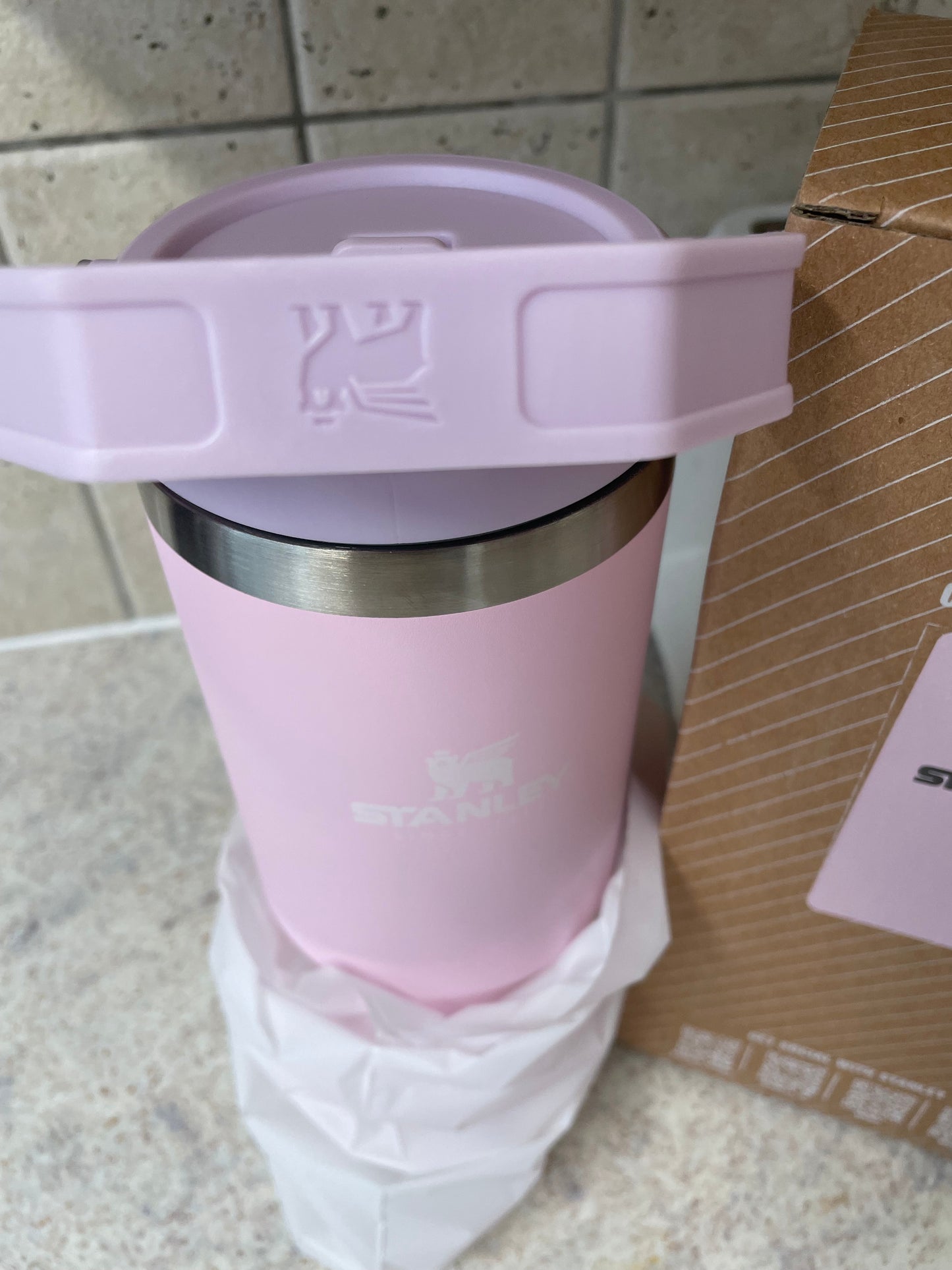 30 oz Stanley  Cup with Straw and Stainless Steel Sports Water Bottle Hot and Cold Drinks